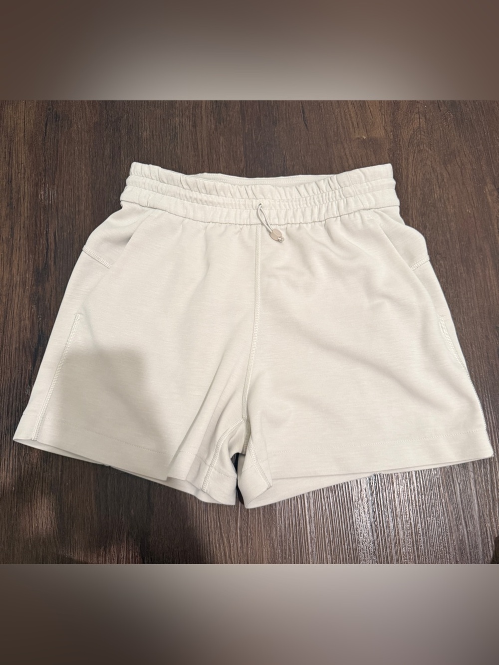 Lululemon Softstreme High-Rise Short 4"